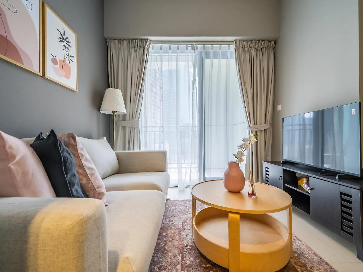 Appartamento Business Bay'S Coziest Hideaway With Balcony Dubai